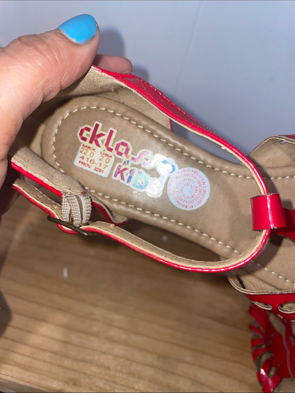 Women's Red Cutout T-Strap Sandals - Classic Summer Style - Picture 3 of 3